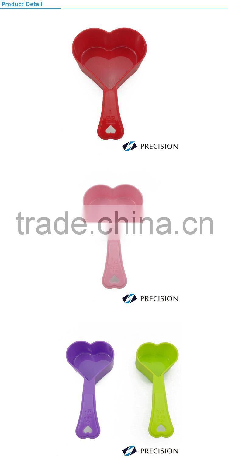 4pcs Plastic Measuring Cup