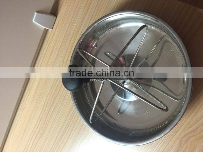 ^automatic feeder for piglets