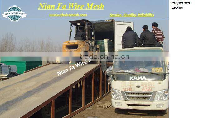 folding welded barrier fence with barbed wire