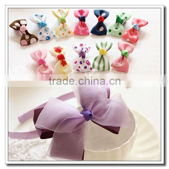 Embroidered long lanyards for boots