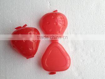 Plastic Strawberry Crisper Food Container Kitchen Utensil
