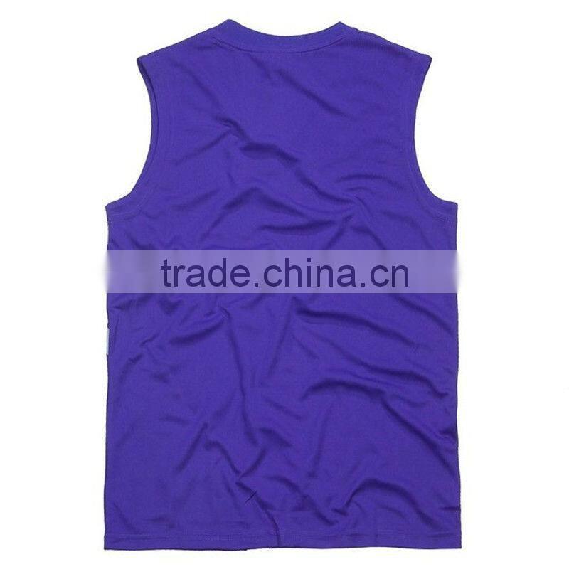 lakers' basketball uniform