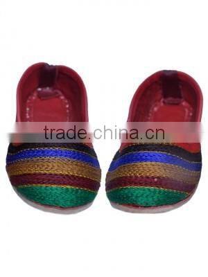 New Rajasthani Style Juties & Mojari