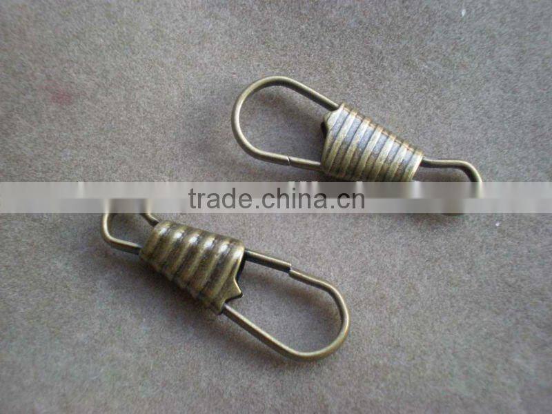 Metal snap hooks for bags