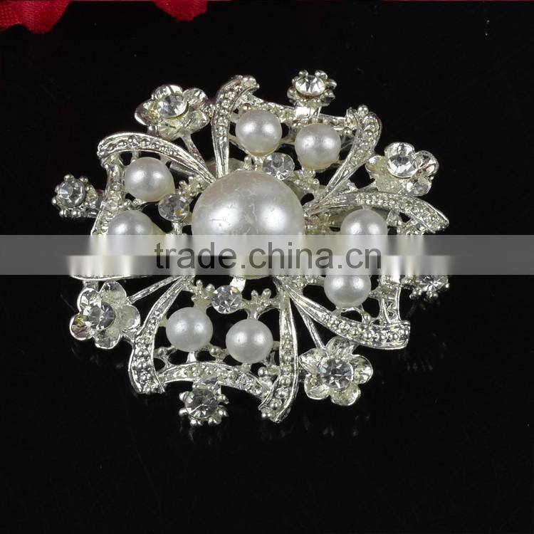 2016 Zinc Alloy Strass Brooch Pins, Flower Pin Brooch, Crystal Jewel Factory wholesale for wedding invitation
