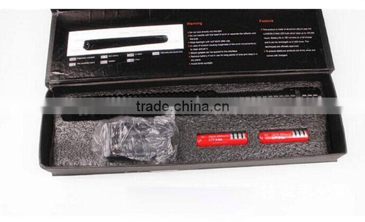 JF XP-E Long Zoomable LED Flashlight Torch Outdoor Self-defense Wolf Tooth Stick With key Chain /Police Equipment defend