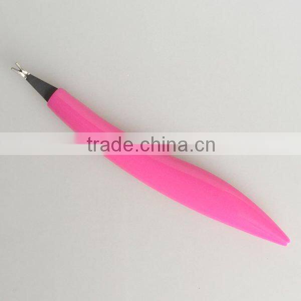 Wholesale plastic lovely pink cuticle trimmer and pusher durable plastic callus remover manicure tools