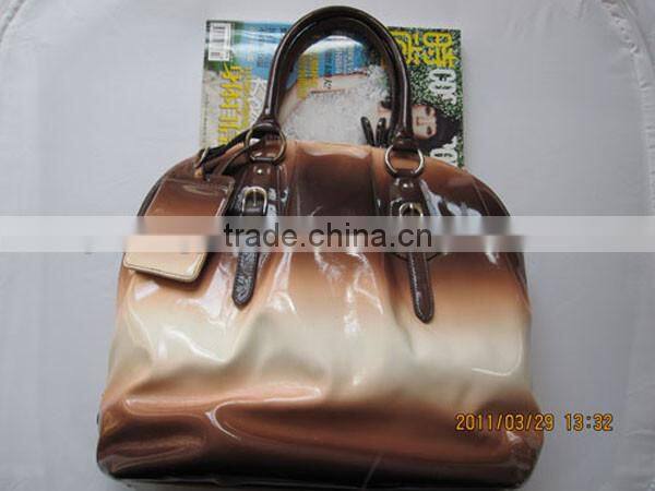 custom design gradient woman gender saddle bag shiny leather tote