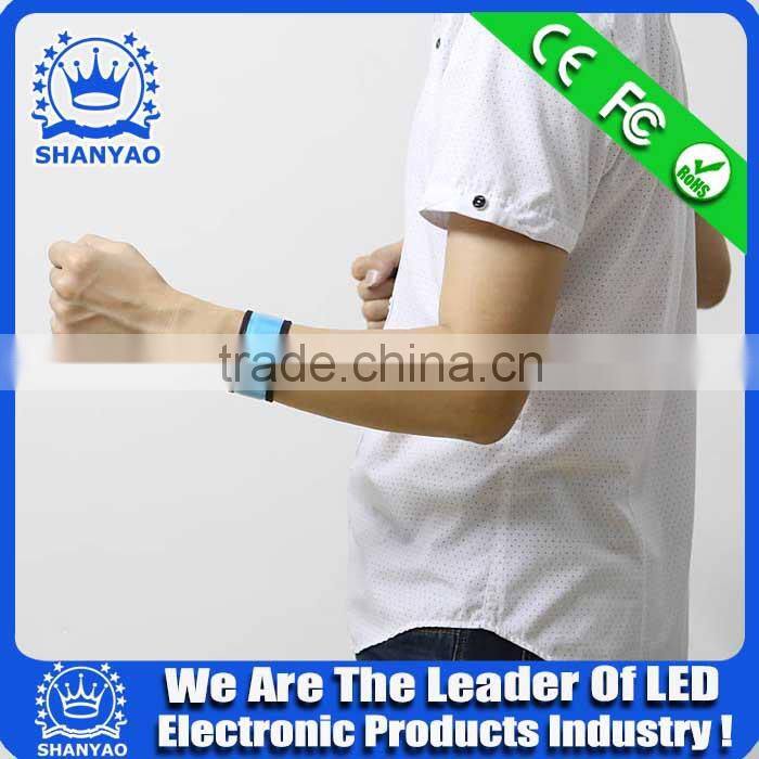 2015 Hot Selling LED Slap Band