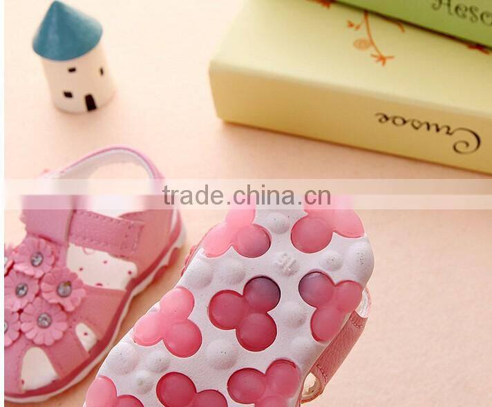 Wholesale flower soft sole baby leather shoes sandals