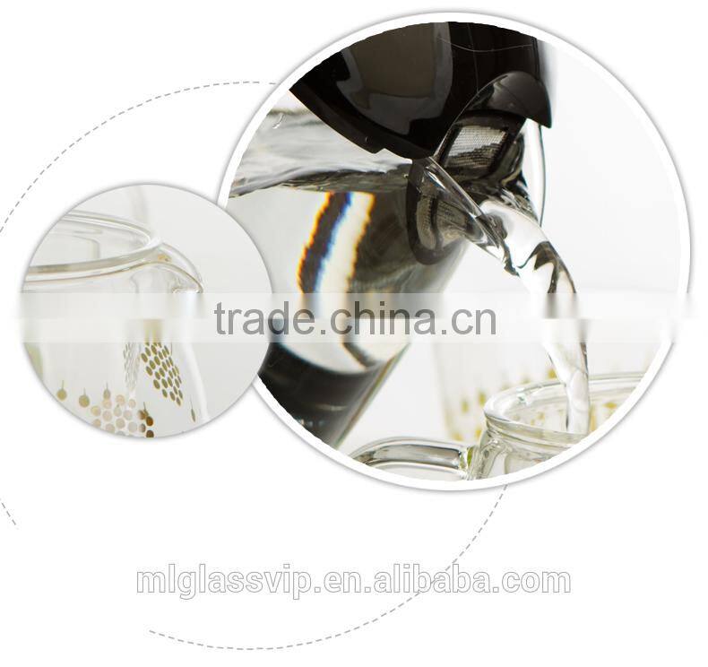 Borosilicate glass handblown glass teapot with glass infuser and two tea cups TZ319
