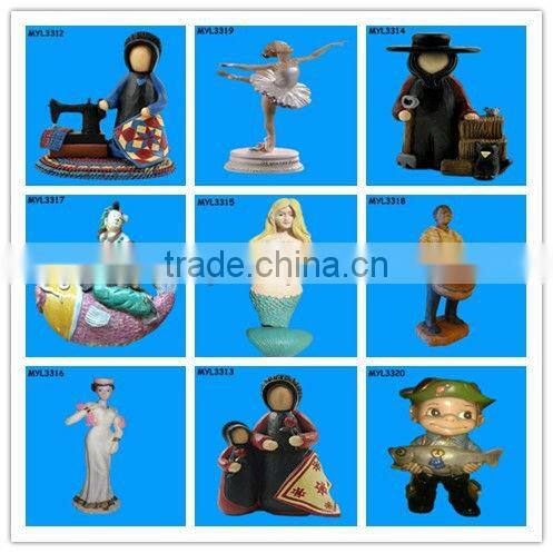 Resin Colorful Parrot Birds Statuette