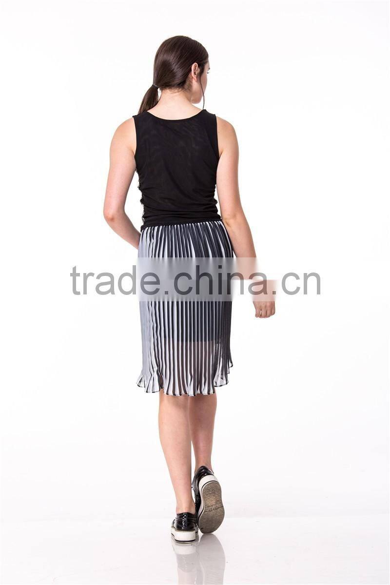 2017 New Arrival Lovely 2 Pieces set Christmas Beaded Top and Pleated White & Black Skirt