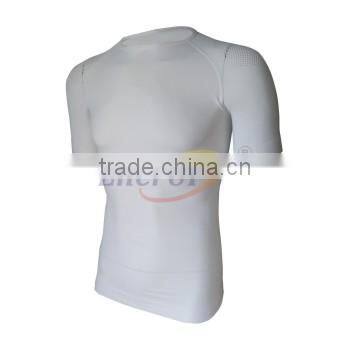 Functional seamless outdoor wear clothing