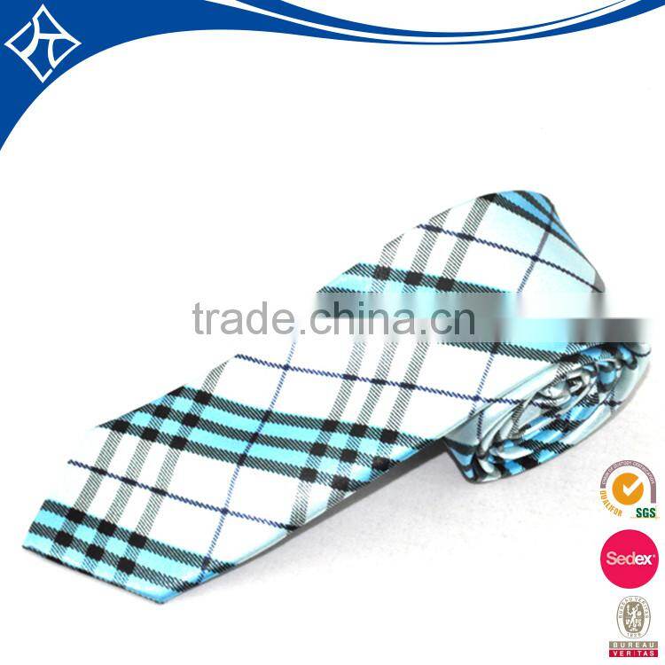 Tartan narrow neck tie in polyester