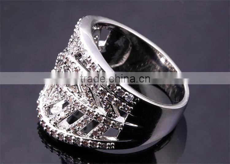 New Design Leaf Shape 2-Tone Inlay Jewelry Luxury Cocktail Party Ring Bijoux