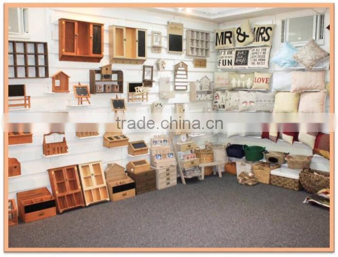 Standing ornament for halloween decoration