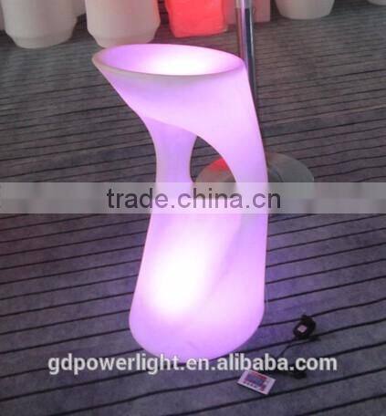 New PE plastic bar Stool with LED light & remote control YXF-3884