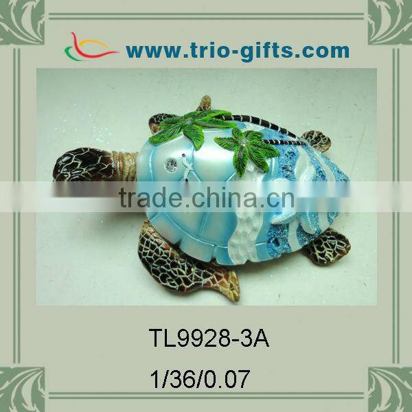 Hot sale new resin turtle decoration with palm tree designs