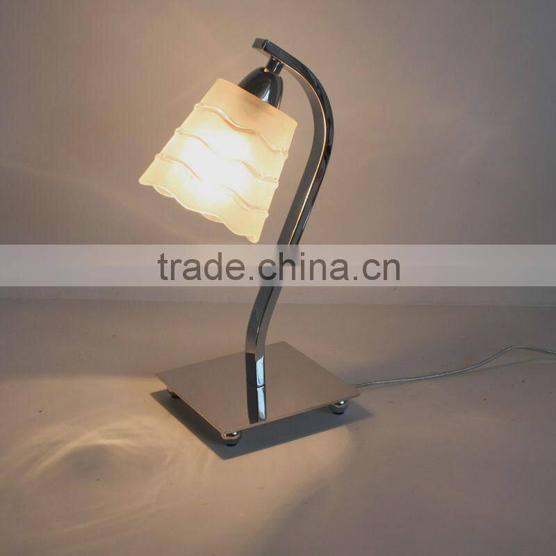 2013 simple fashion galss table lamp for house / reading lamp