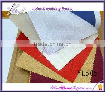 white/gold round jacquard tablecloths for table decorations in banquets, events