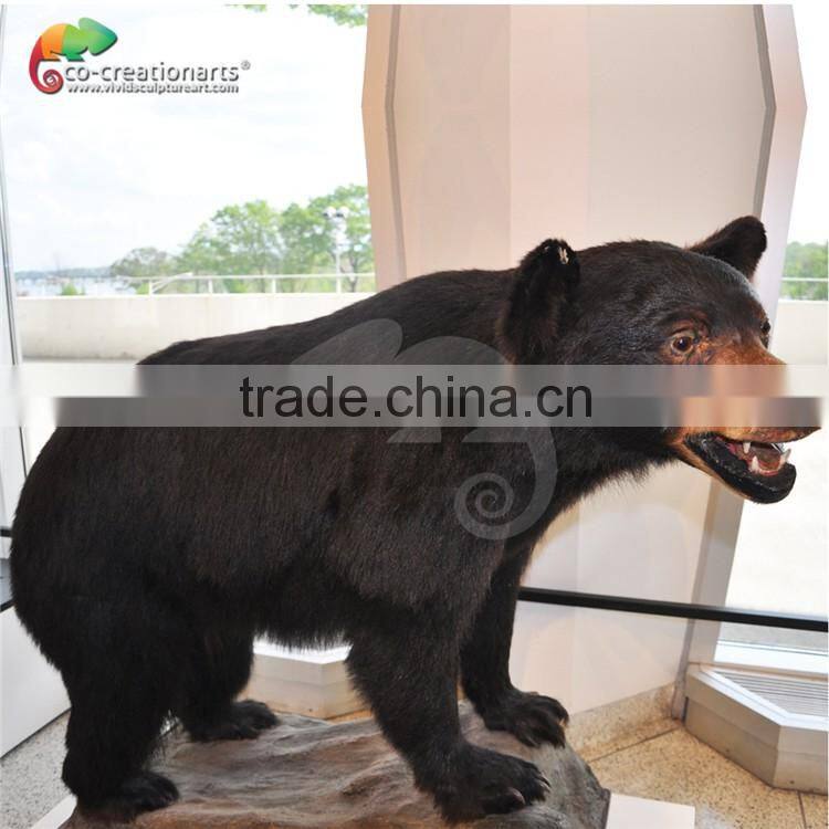 Animatronic animal plush polar bear