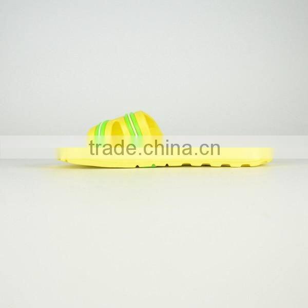 Slippers for men and women