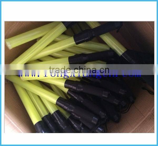 Solar Reflective LED Traffic Light Baton