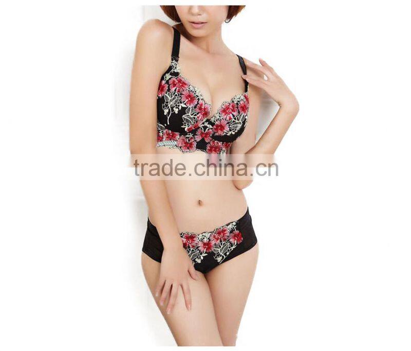 2015 New Style 3-Breasted Push Up Bra Flower Lace Side Sexy Women Underwear Bra Set