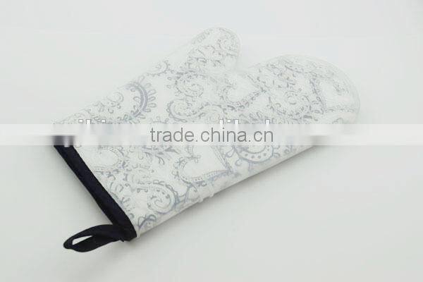 hot sale cute pattern silicone glove