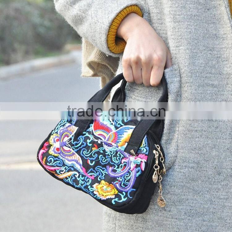 Single strap women shoulder bag/handbags with long strap embroidery