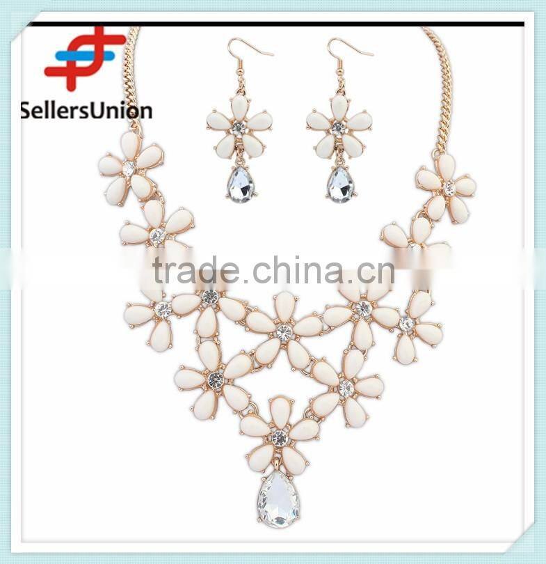 No.1 yiwu exporting commission agent wanted flower designs fashion artificial statement necklace and earrings sets for girls