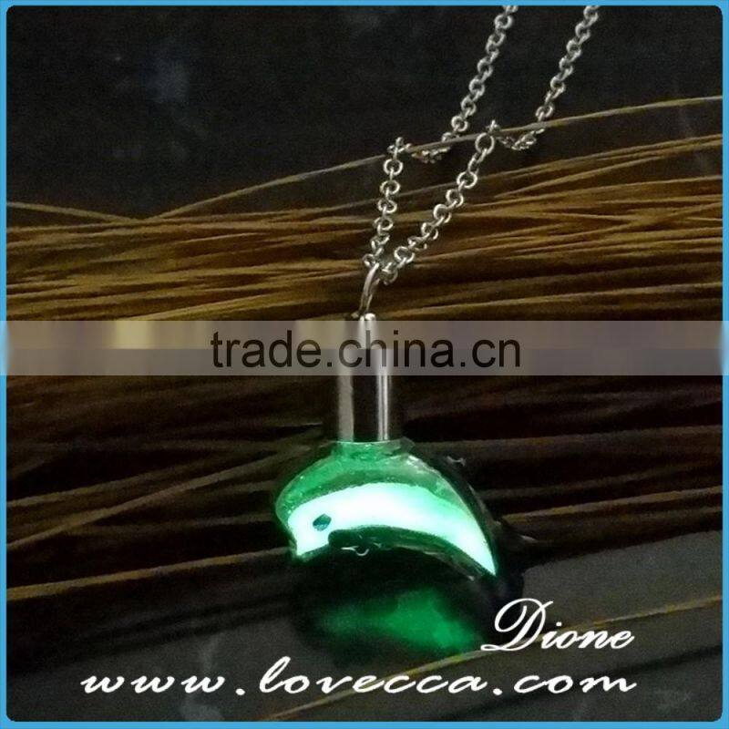 Fish Locket Glow In The Dark Pendant Glowing Luminous Light Up Christmas Necklaces