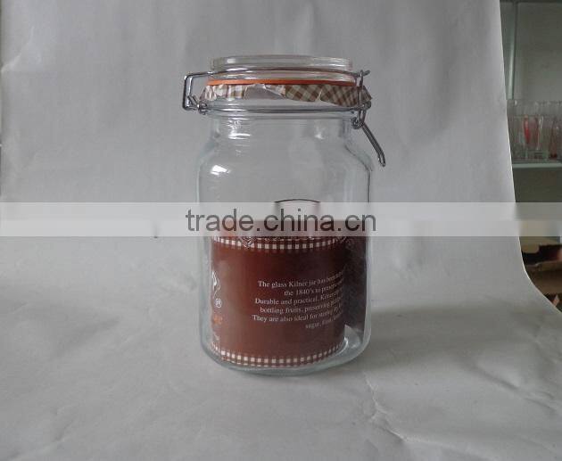 transparent glass tomato sauce jar with glass lid