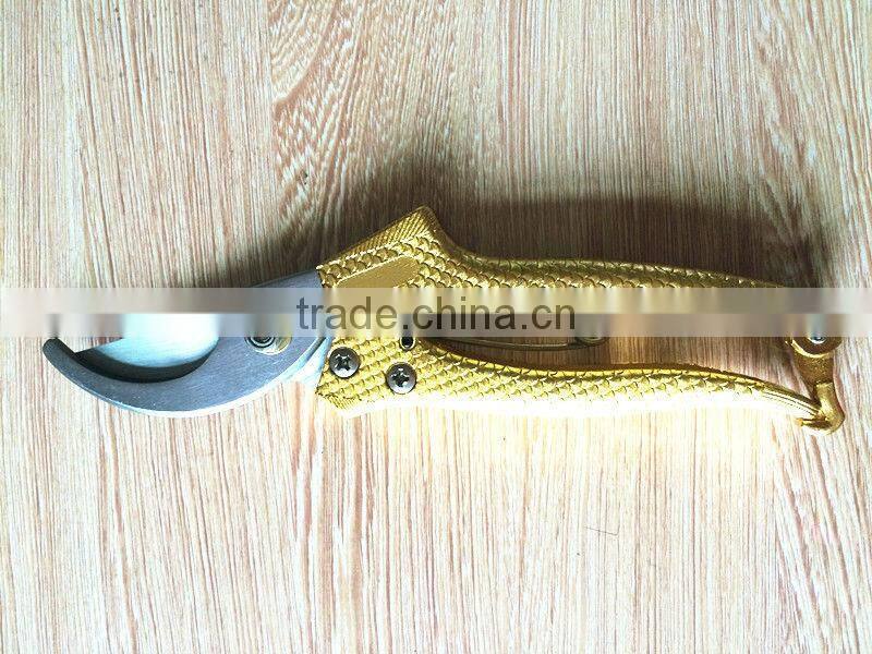 Portable garden scissors floral shears