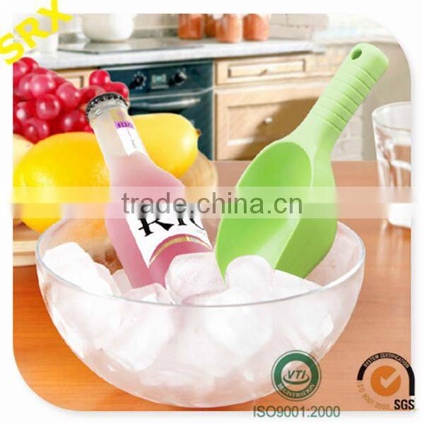 OEM Party bar ice scoops, plastic ice scoop for sale, custom made ice cream scoops manufacutrer