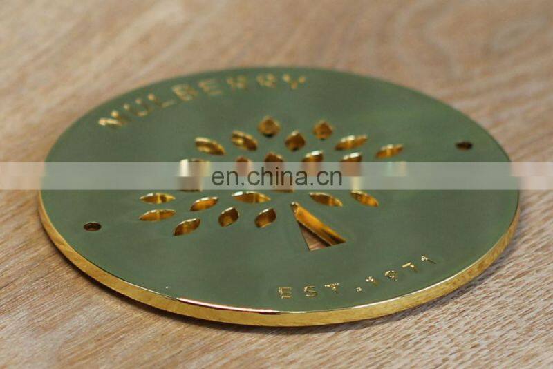 Custom Logo Gold Heart Metal Clothing Labels Garment Accessories