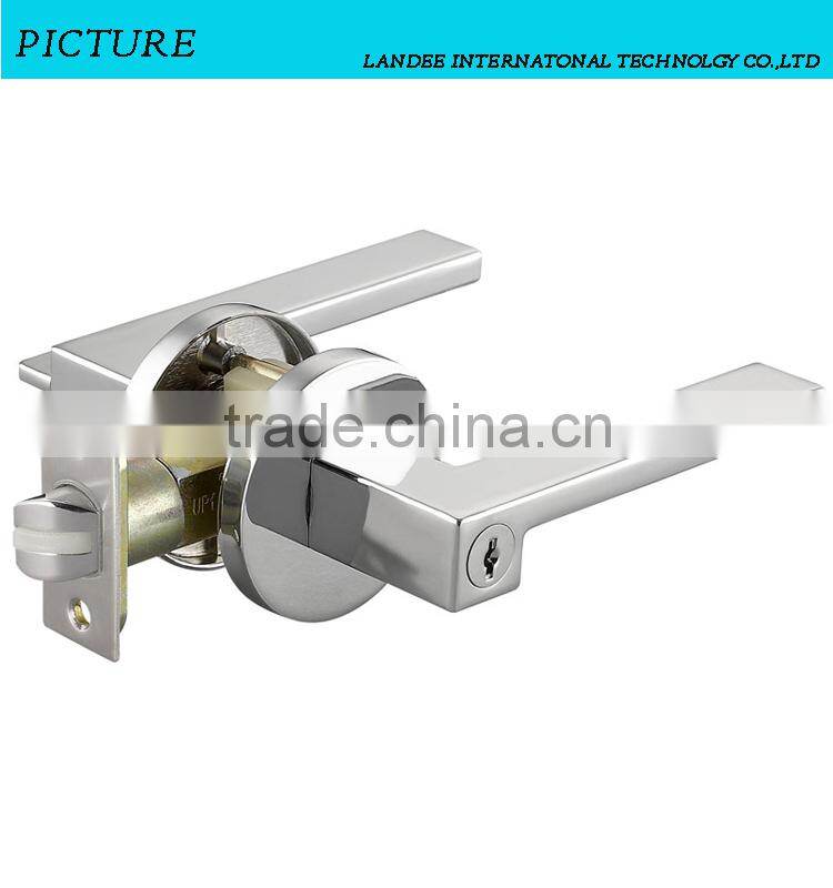 Lever handle door lock