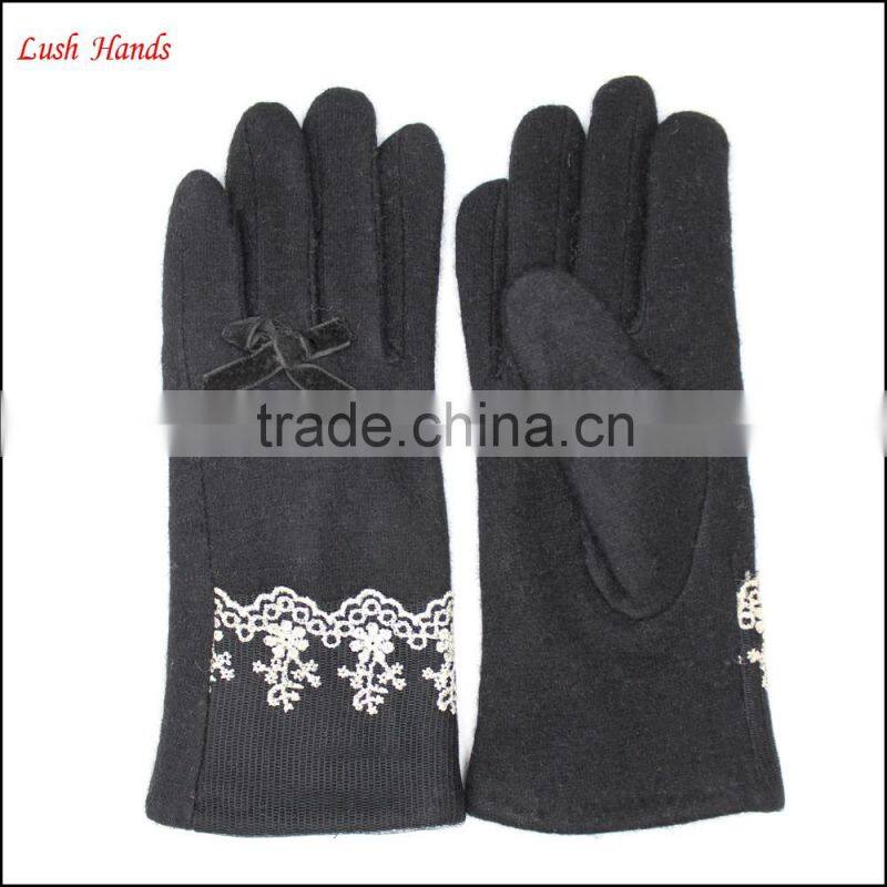 ladies new style cheap woolen gloves with lace on cuff