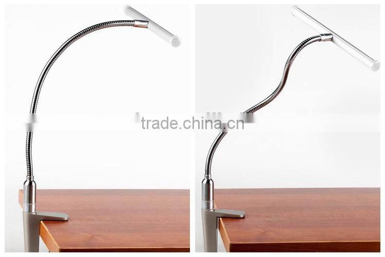 The brightness adjustable LED chip Gooseneck Reading Light