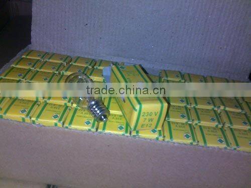 incandescent E27 lighting bulbs