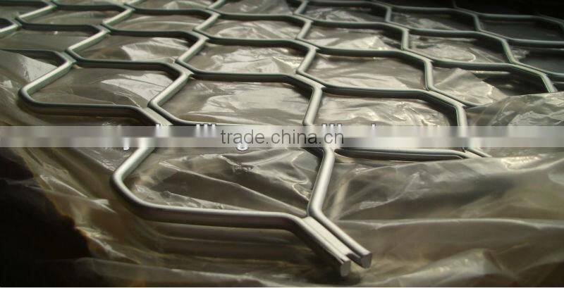 White aluminum mesh