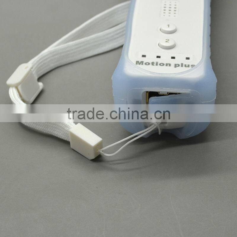 Remote + nunchuk controller for wii game controller