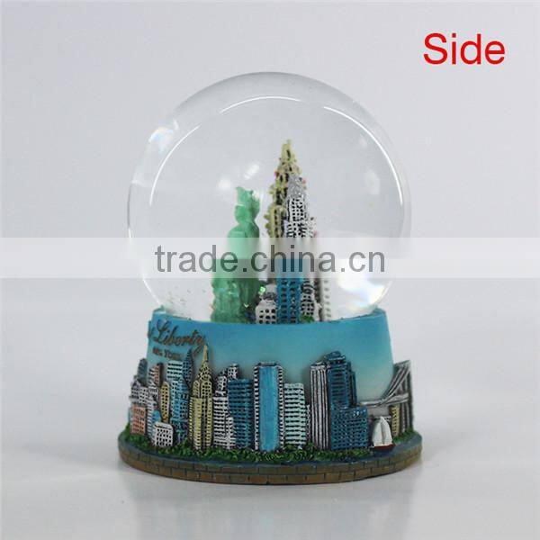 Resin Statue of liberty snow globe souvenir