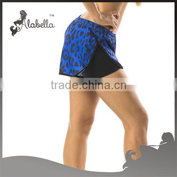 Ladies double layered short short 100 % polyester printed short