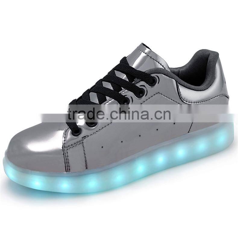 HFR-JS14 LOW MOQ OEM led light up shoes with high quality for women