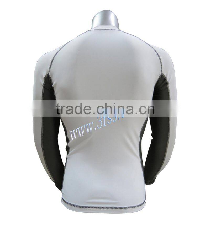 men heat stransfer logo print rash guard wtih UPF 50+