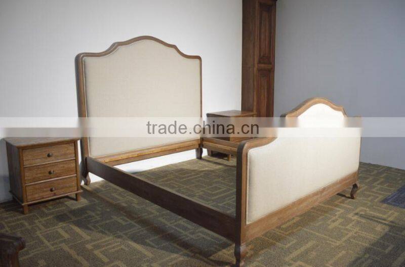 Classical style wooden frame king size bedroom furniture antique bed