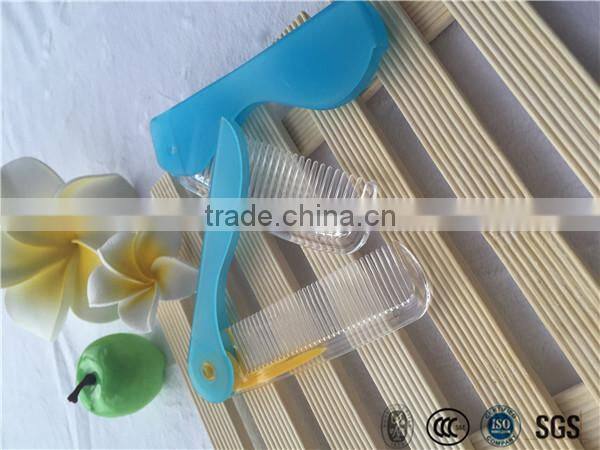 Professional hotel and travel plastic folding comb