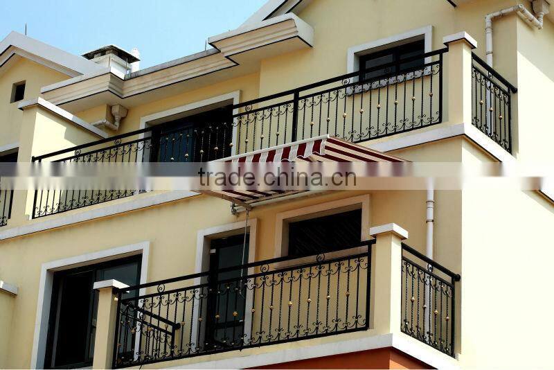 Economic outdoor non-cassette patio canopy